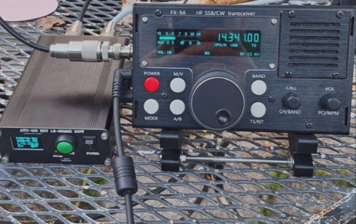 Китайцы создали приближенную копию Elecraft KX3, трансивер FX-9A.