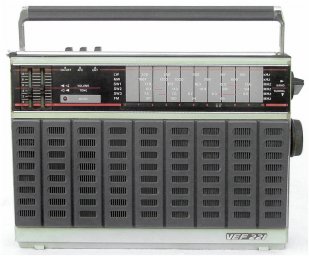 Редкий радиоприемник VEF-221-2 Редкий радиоприемник VEF-221-2